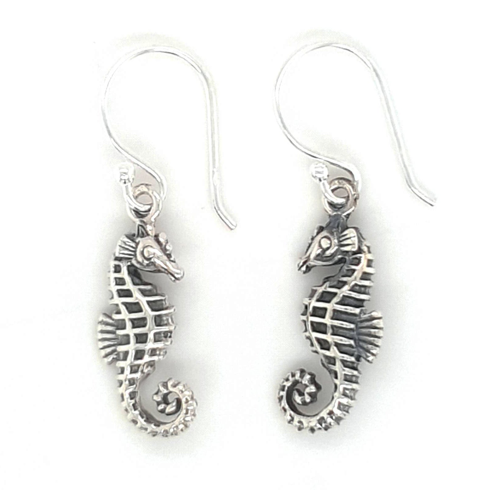 SIL SEAHORSE DROP EARRING