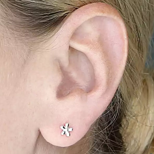 Sterling Silver 6mm Daisy Flower Stud Earrings