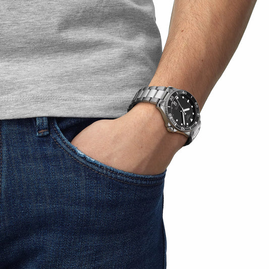 Tissot Gents Seastar 40mm Black Dial Stainless Steel Quartz Watch T1204101105100